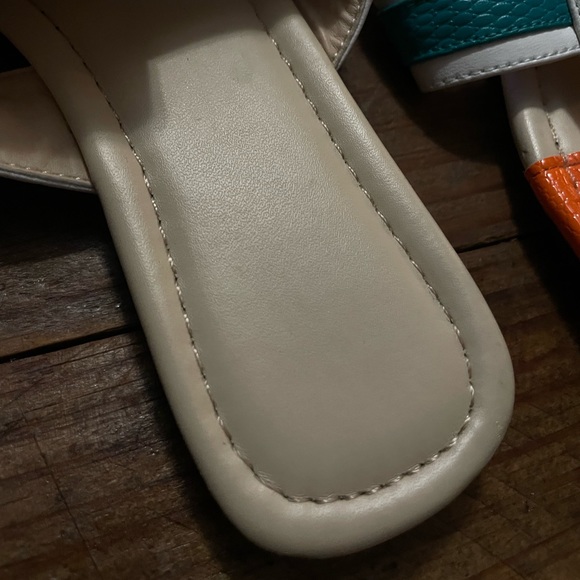 Studded gladiator sandals. Size 36 - Picture 7 of 8